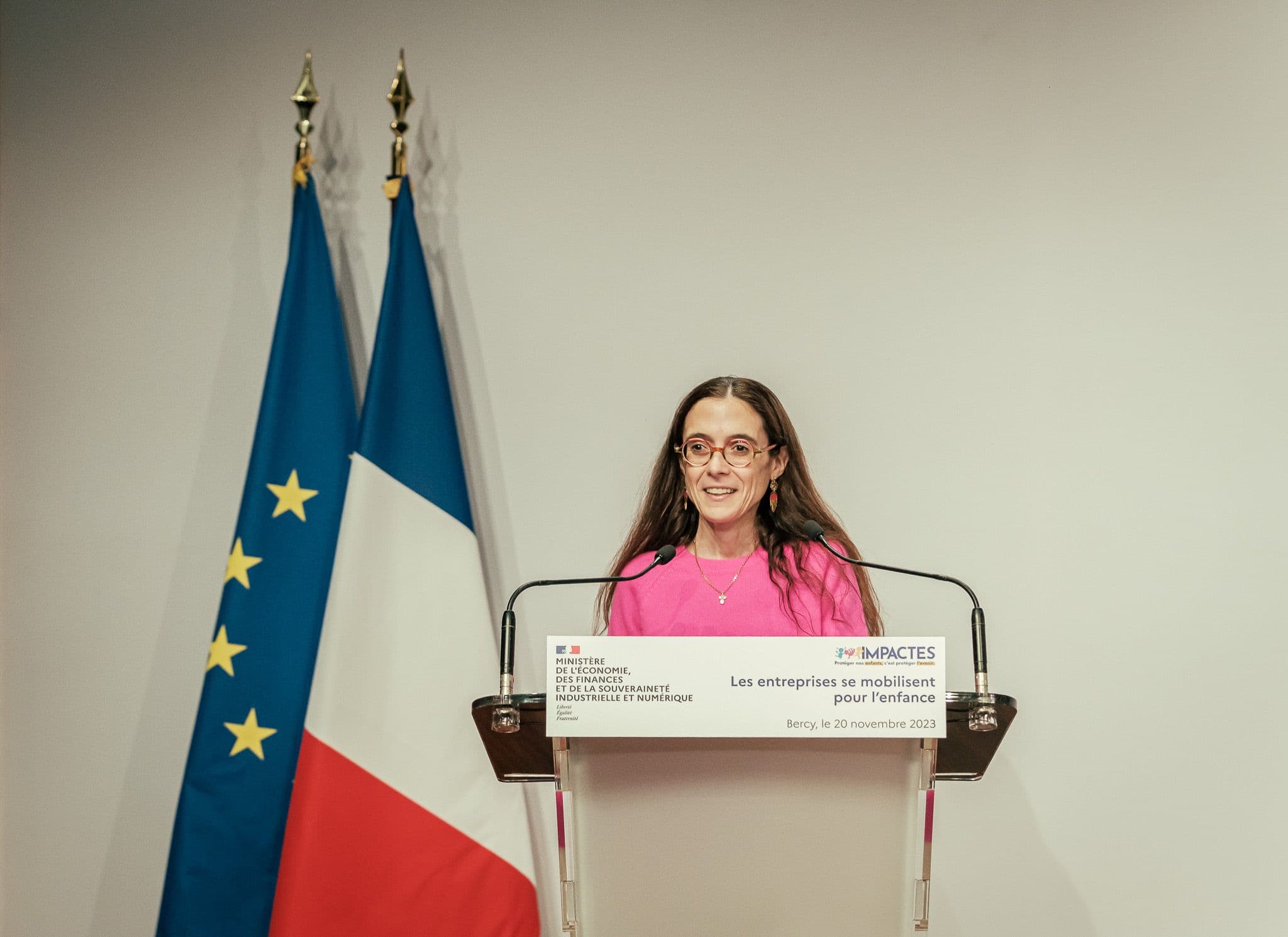 Céline Greco parlant au ministère de l'économie et des finances